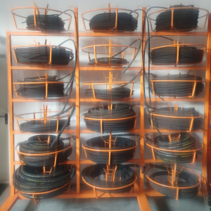 Raft suport pentru furtunuri hidraulice